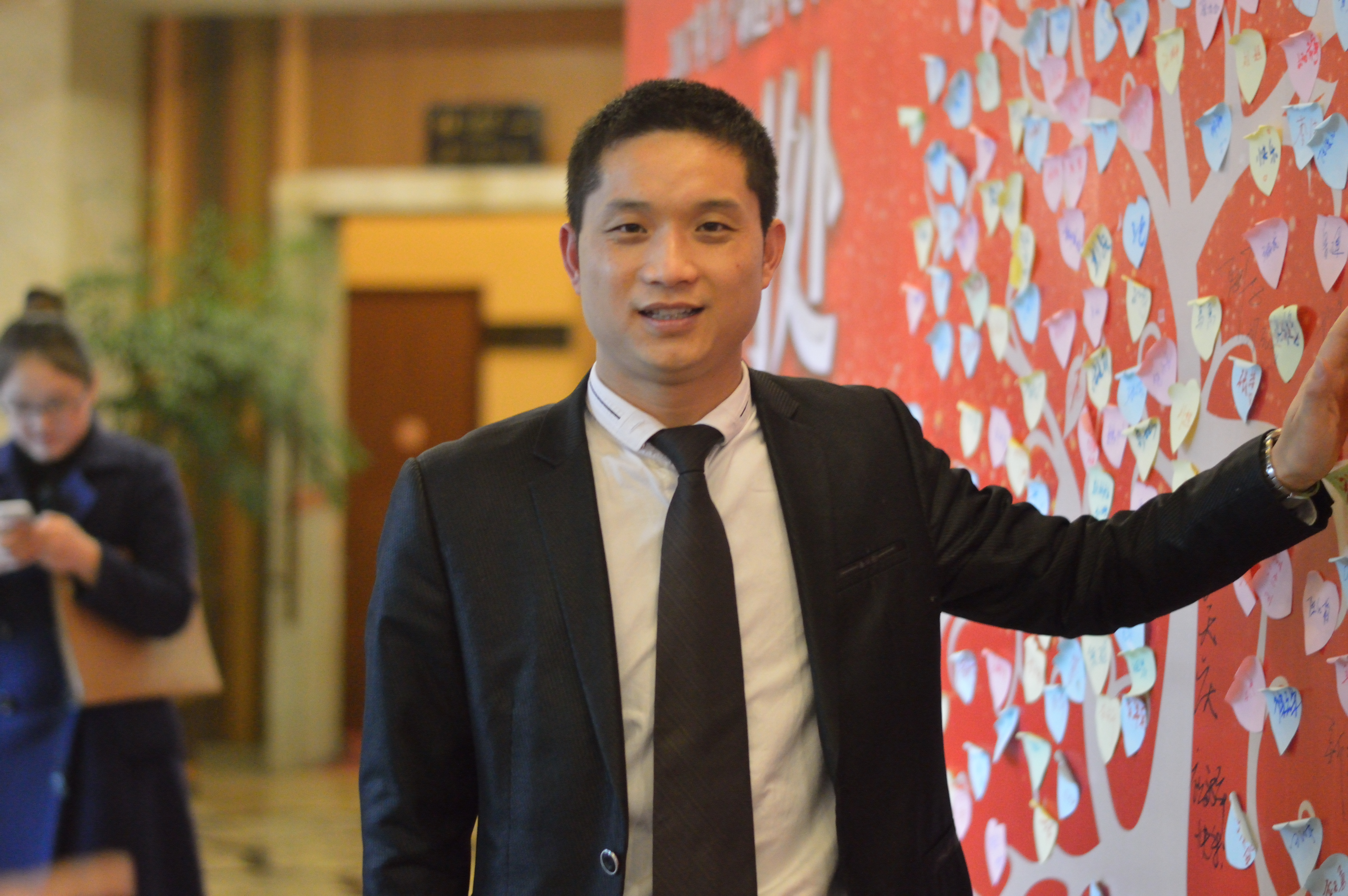 【云顶集团3118药业30周年人物专访】同心30载 同行云顶集团3118人——（十八）陈作波：学习，永无止境！